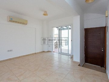 Town House For Sale  in  Chlorakas