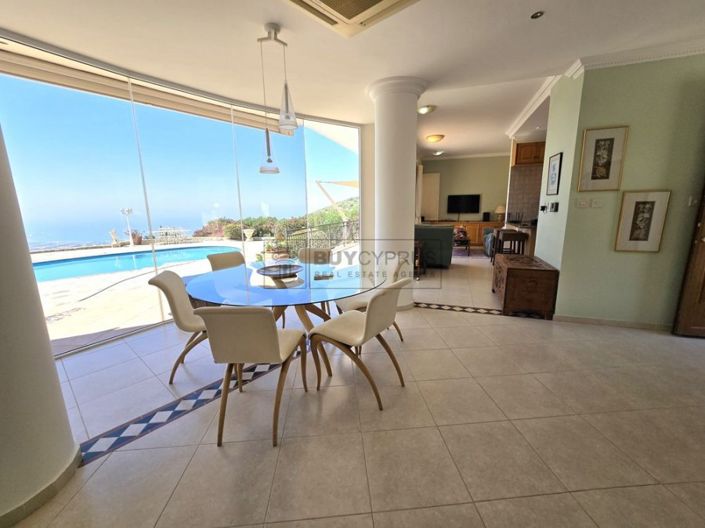 Image No.12-4 Bed Villa for sale