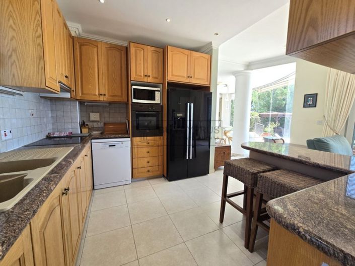 Image No.16-4 Bed Villa for sale