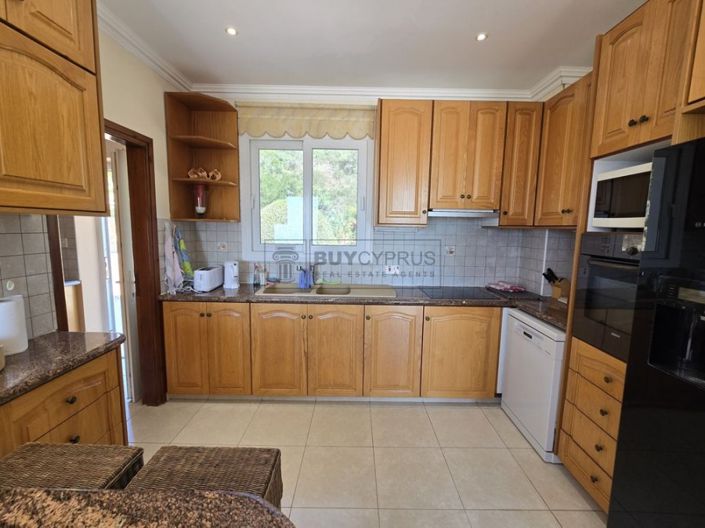 Image No.18-4 Bed Villa for sale