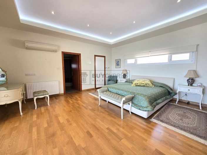 Image No.23-4 Bed Villa for sale