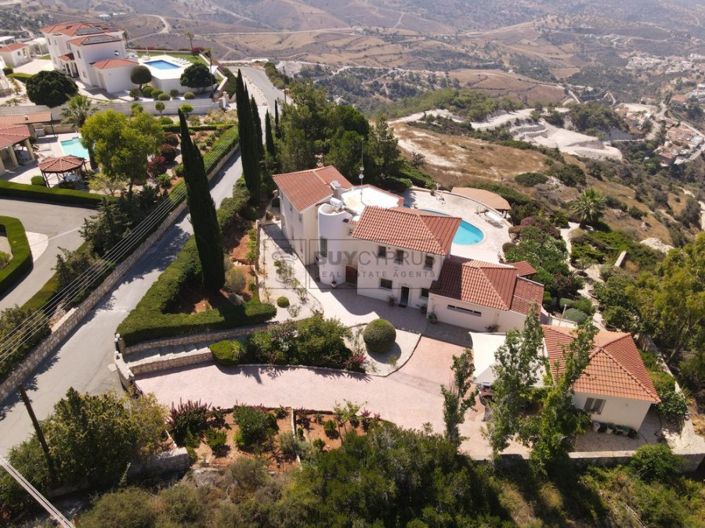 Image No.57-4 Bed Villa for sale