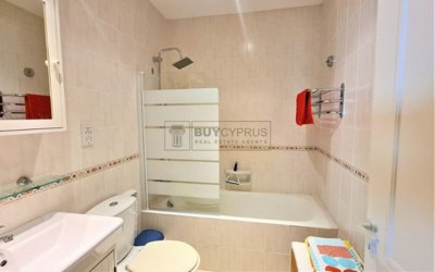 Semi Detached Villa For Sale  in  Tombs of the Kings