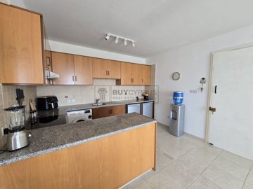 Apartment For Sale  in  Peyia