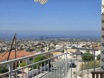 Apartment For Sale  in  Peyia