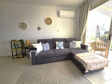 Apartment For Sale  in  Peyia