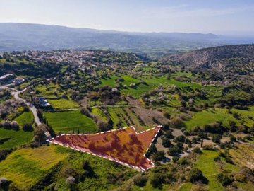 Residential Land  For Sale  in  Peristerona