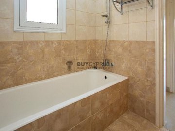 Apartment For Sale  in  Polis