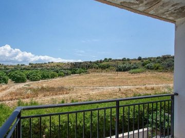 Apartment For Sale  in  Polis