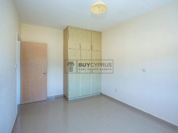 Apartment For Sale  in  Polis