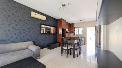 Apartment For Sale  in  Mesa Chorio