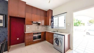 Apartment For Sale  in  Mesa Chorio