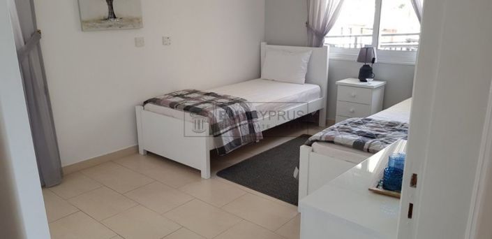 Image No.10-3 Bed Apartment for sale