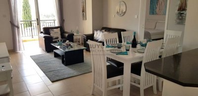Apartment For Sale  in  Tombs of the Kings