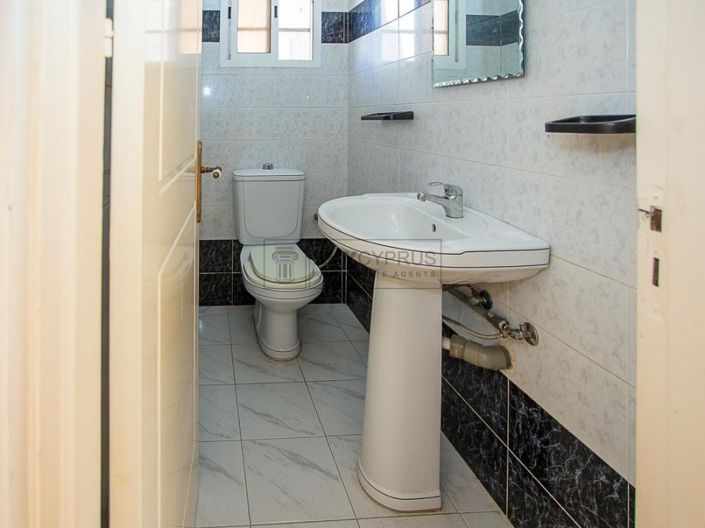 Image No.13-3 Bed Villa for sale