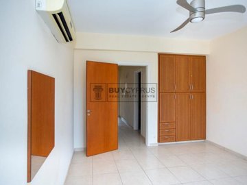 Town House For Sale  in  Peyia