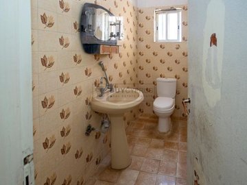 Detached Villa For Sale  in  Peyia