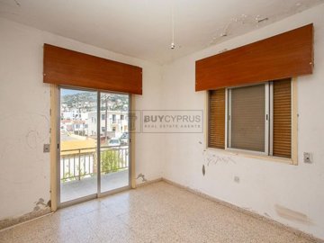 Detached Villa For Sale  in  Peyia