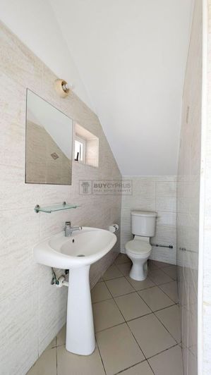 Image No.14-3 Bed Property for sale