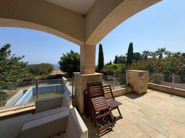Detached Villa For Sale  in  Latchi