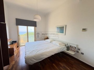 Detached Villa For Sale  in  Latchi