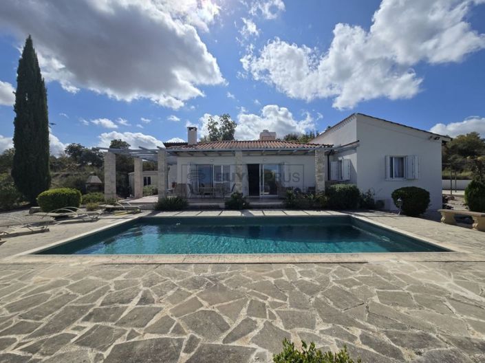 Image No.2-3 Bed Villa for sale