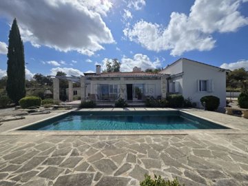 Detached Villa For Sale  in  Drymou