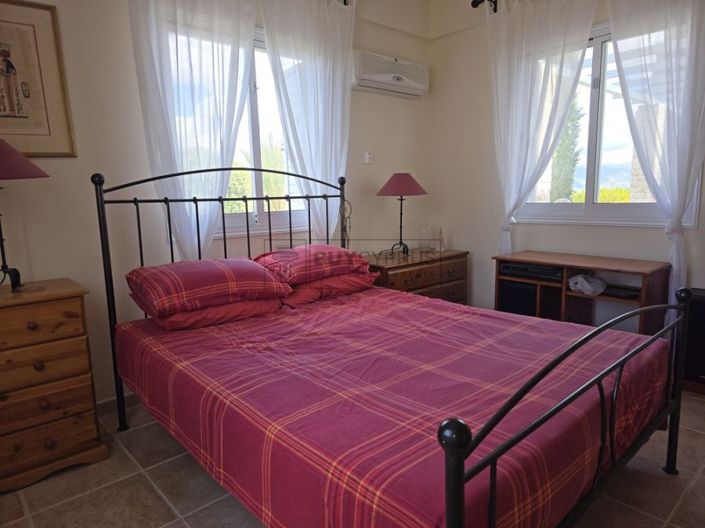 Image No.26-3 Bed Villa for sale