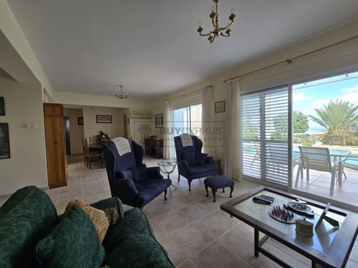 Image No.7-3 Bed Villa for sale