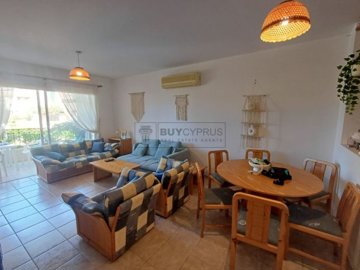 Apartment For Sale  in  Peyia