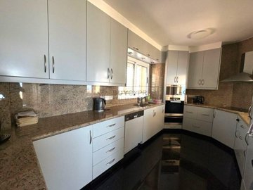 Detached Villa For Sale  in  Peyia