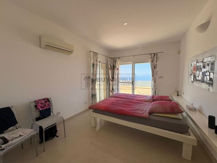 Image No.22-3 Bed Villa for sale
