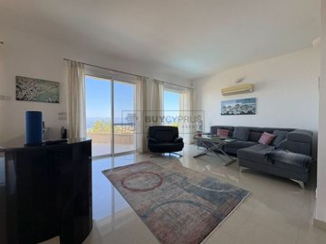 Detached Villa For Sale  in  Peyia