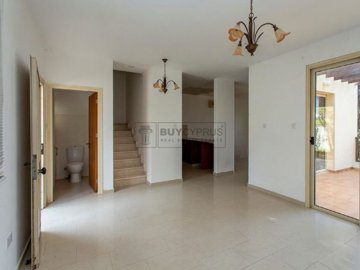 Detached Villa For Sale  in  Peyia