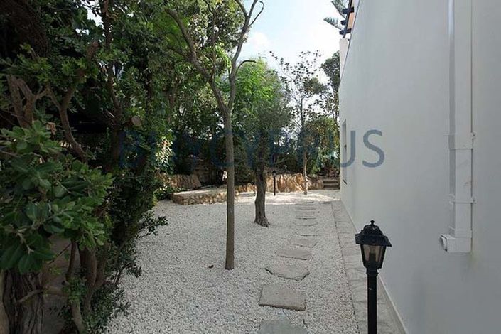Image No.29-7 Bed Villa for sale