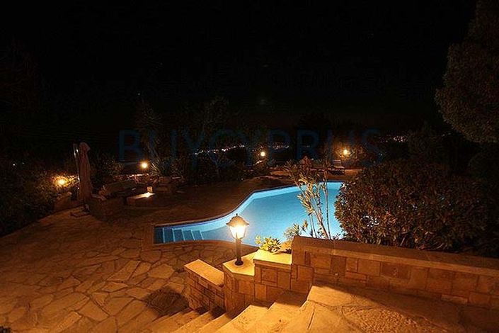 Image No.5-7 Bed Villa for sale