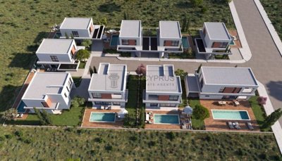Detached Villa For Sale  in  Pernera