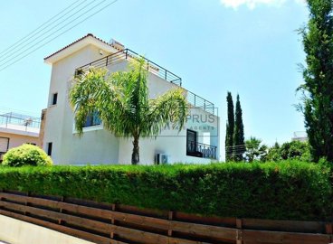 Detached Villa For Sale  in  Peyia