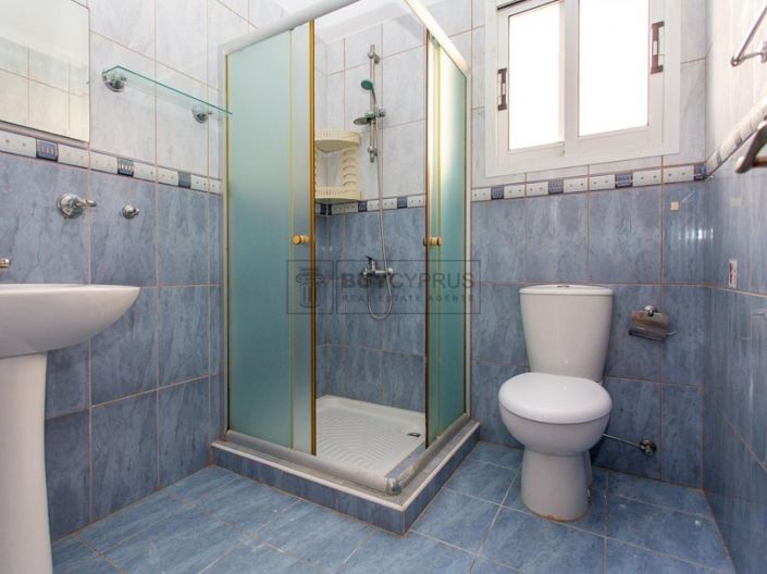 Image No.10-3 Bed Villa for sale