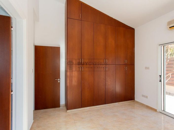 Image No.12-3 Bed Villa for sale