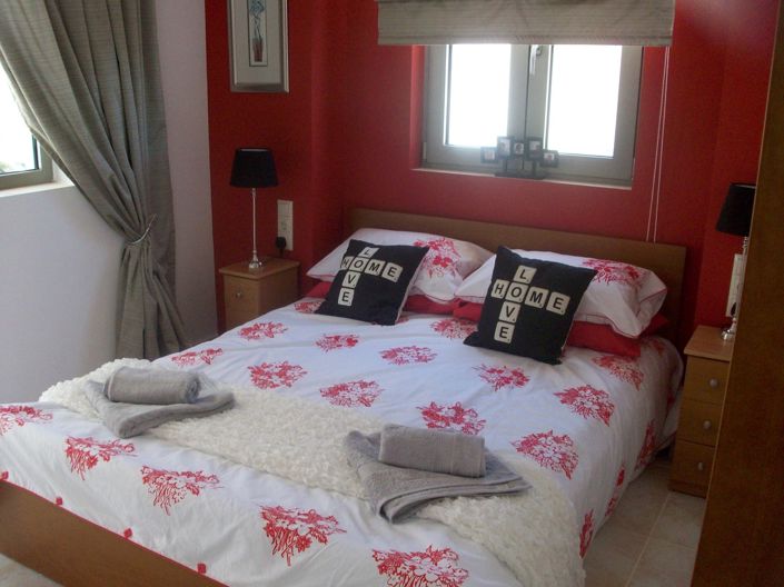 Image No.10-3 Bed Apartment for sale