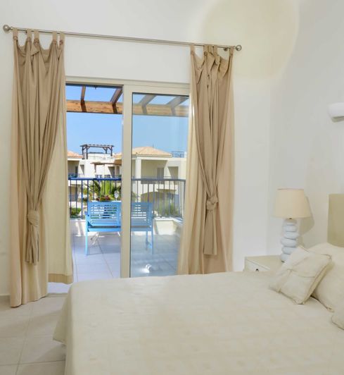 Image No.3-Propriété de 1 chambre à vendre à Maleme