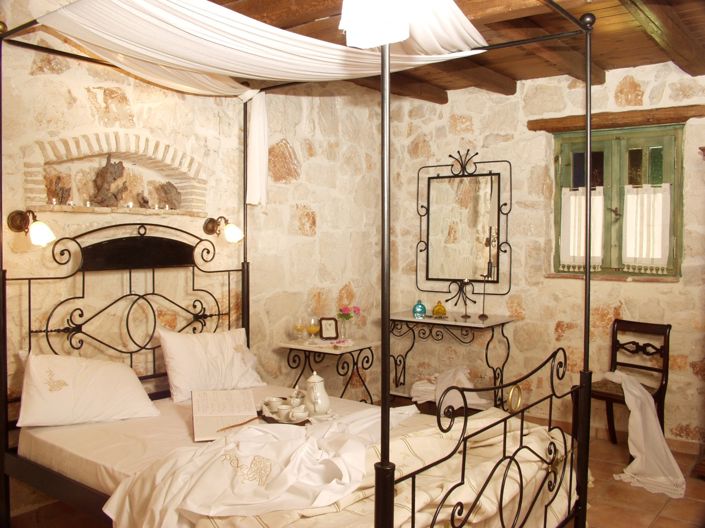 Image No.16-10 Bed Villa for sale