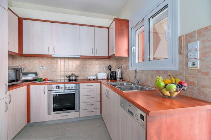 Image No.10-4 Bed House for sale