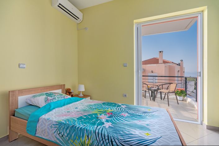 Image No.14-4 Bed House for sale