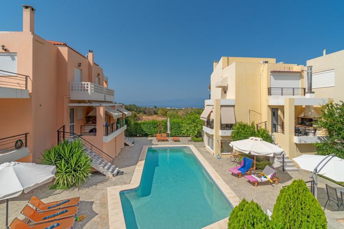 Image No.3-4 Bed House for sale