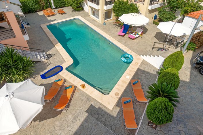 Image No.4-4 Bed House for sale