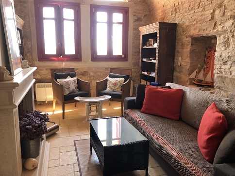 Image No.9-2 Bed House for sale