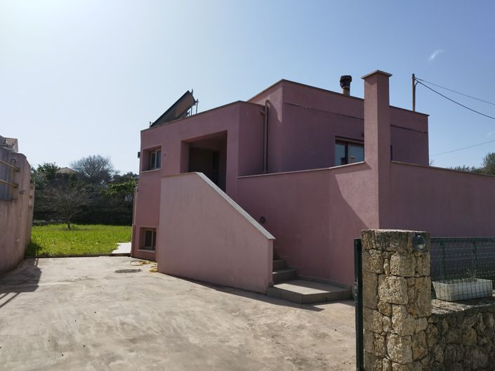 Image No.16-3 Bed House for sale