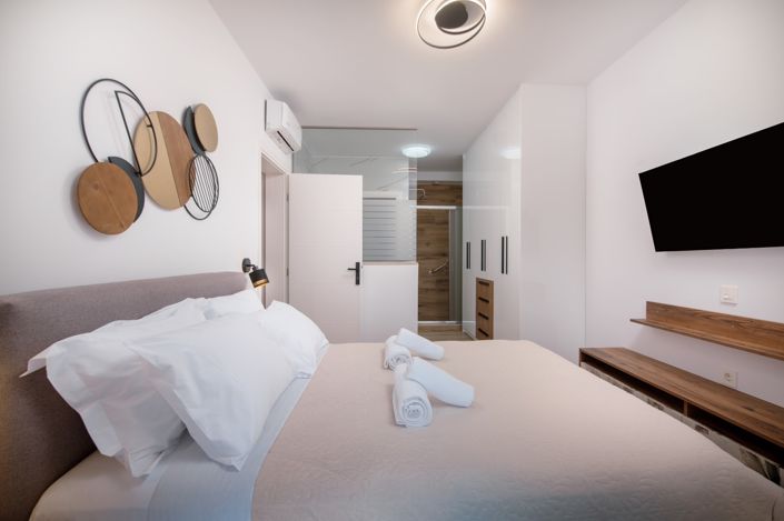 Image No.10-3 Bed Villa for sale